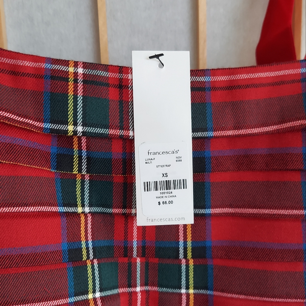 Red Plaid Sleeveless Dress - Picture 6 of 10